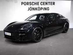 Porsche Panamera 4