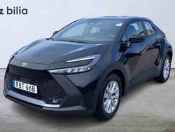 Svart Begagnad 2025 Toyota C-HR SUV | 319 900 kr