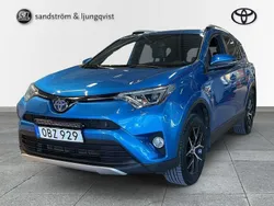 Blå Begagnad 2015 Toyota RAV4 Hybrid Active SUV | 242 000 kr (Dyr)