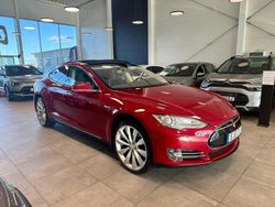 Röd Begagnad 2014 Tesla Model S Halvkombi | 259 900 kr
