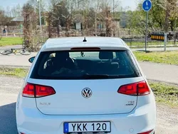 Vit Begagnad 2017 VW Golf VII Halvkombi | 110 000 kr (Bra pris)