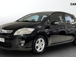 Svart Begagnad 2010 Toyota Auris Halvkombi | 99 900 kr