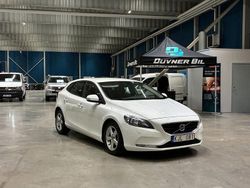 Vit Begagnad 2013 Volvo V40 Kombi | 99 900 kr (Marknadspris)