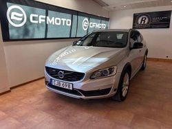 Silver Begagnad 2017 Volvo V60 CC Summum Kombi | 189 900 kr (Bra pris)