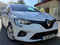 Vit Begagnad 2022 Renault Clio V Halvkombi | 169 900 kr (Marknadspris)