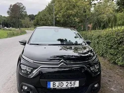 Svart Begagnad 2022 Citroën C3 PureTech Halvkombi | 115 000 kr (Bra pris)