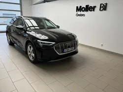 Brilliantsvart Begagnad 2021 Audi e-tron Proline SUV | 329 000 kr (Superpris)