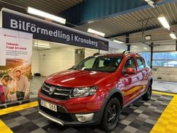 Röd Begagnad 2013 Dacia Sandero Stepway Halvkombi | 69 900 kr (Lite dyr)