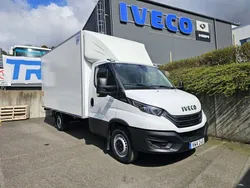 Vit Ny 2024 Iveco Daily Van | 587 375 kr (Marknadspris)