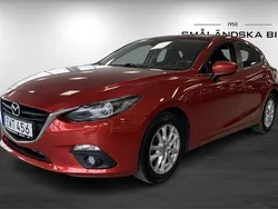 Röd Begagnad 2014 Mazda 3 Inclusive Halvkombi | 109 000 kr (Marknadspris)