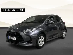 Mörkgrå Begagnad 2024 Toyota Yaris Hybrid Active Halvkombi | 259 900 kr (Lite dyr)