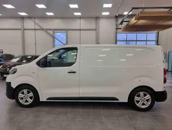 Vit Begagnad 2022 Toyota Proace Van | 235 000 kr