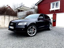 Grå Begagnad 2013 Audi Q5 Design SUV | 149 000 kr