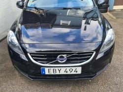 Svart Begagnad 2014 Volvo V40 Kombi | 64 900 kr (Bra pris)