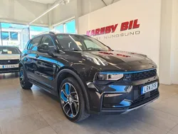 Svart Begagnad 2021 Lynk & Co 01 SUV | 254 900 kr (Marknadspris)