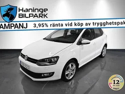 Vit Begagnad 2014 VW Polo Halvkombi | 89 900 kr (Marknadspris)