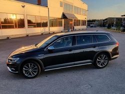 Grå Begagnad 2019 VW Passat Alltrack Kombi | 290 000 kr (Dyr)