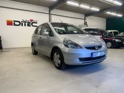 Begagnad 2004 Honda Jazz Halvkombi | 19 500 kr (Marknadspris)