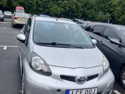 Silver Begagnad 2011 Toyota Aygo Halvkombi | 40 000 kr (Bra pris)