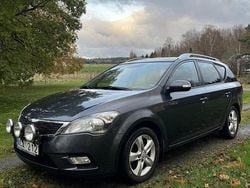 Grå Begagnad 2010 Kia Ceed Sportswagon 4 Kombi | 31 000 kr (Marknadspris)