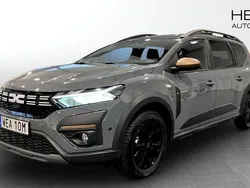Grå (grey) Begagnad 2024 Dacia Jogger Extreme Kombi | 289 900 kr (Marknadspris)