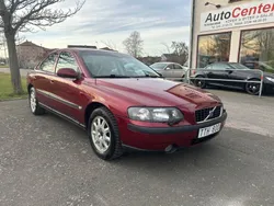 Röd Begagnad 2002 Volvo S60 Business Edition Sedan | 39 000 kr (Marknadspris)