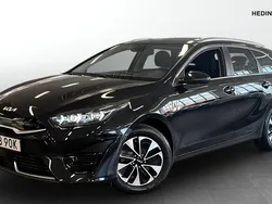 Svart (black) Begagnad 2022 Kia Ceed Sportswagon Advance Kombi | 239 900 kr (Marknadspris)