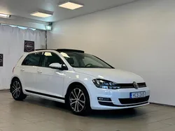 Vit Begagnad 2016 VW Golf VII Halvkombi | 159 900 kr (Dyr)