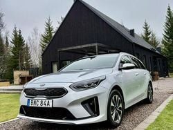 Grå Begagnad 2021 Kia Ceed Sportswagon Kombi | 210 000 kr (Bra pris)