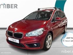 Röd Begagnad 2015 BMW 218 Gran Tourer Advantage Minibuss | 139 900 kr (Marknadspris)