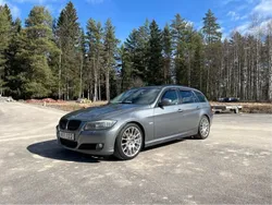 Grå Begagnad 2011 BMW 320 Kombi | 72 900 kr (Lite dyr)