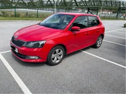 Röd Begagnad 2016 Skoda Fabia Style Halvkombi | 85 700 kr (Marknadspris)