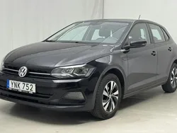 Svart Begagnad 2018 VW Polo Comfortline | 114 900 kr