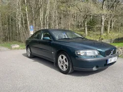 Grön Begagnad 2004 Volvo S60 Business Edition Sedan | 22 000 kr (Marknadspris)