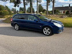 Blå Begagnad 2006 Opel Vectra Kombi | 23 500 kr (Lite dyr)