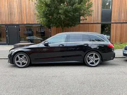 Svart Begagnad 2018 Mercedes C220 AMG line Kombi | 205 700 kr (Marknadspris)