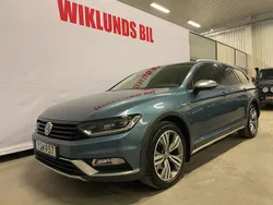 Blå Begagnad 2017 VW Passat Alltrack Kombi | 189 900 kr (Lite dyr)