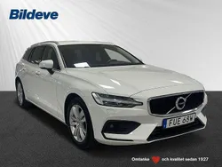 Vit Begagnad 2019 Volvo V60 Momentum Kombi | 259 900 kr (Bra pris)