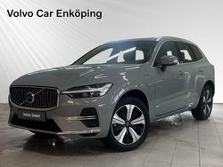 Grå Begagnad 2024 Volvo XC60 Plus SUV | 519 900 kr (Marknadspris)
