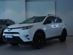 Vit Begagnad 2018 Toyota RAV4 Hybrid Edition SUV | 219 800 kr (Marknadspris)