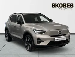 Silver Begagnad 2025 Volvo EX40 Performance SUV | 549 100 kr (Superpris)