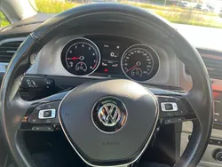Grå Begagnad 2017 VW Golf VII Kombi | 135 000 kr (Marknadspris)