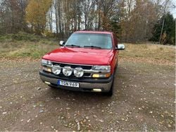 Röd Begagnad 2002 Chevrolet Tahoe SUV | 80 000 kr