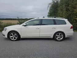 Vit Begagnad 2013 VW Passat Kombi | 45 000 kr (Bra pris)