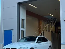 Vit Begagnad 2013 BMW 520 M Sport Sedan | 154 900 kr (Marknadspris)