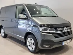Grå (indiumgrü metallic) Begagnad 2023 VW T6.1 Van | 449 000 kr (Superpris)