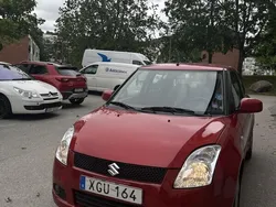 Röd Begagnad 2005 Suzuki Swift Halvkombi | 63 000 kr