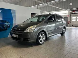 Grå Begagnad 2006 Toyota Corolla Verso Minibuss | 49 900 kr