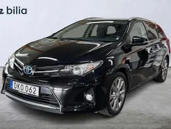 Svart Begagnad 2014 Toyota Auris Touring Sports Kombi | 129 900 kr (Marknadspris)