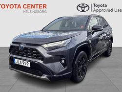 Grå Begagnad 2024 Toyota RAV4 Hybrid Style SUV | 429 900 kr (Marknadspris)